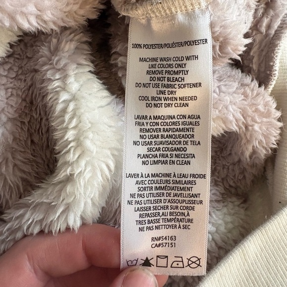 Calvin Klein Performance Long Sleeve Pink Camo Sweatshirt Women's - Picture 13 of 13